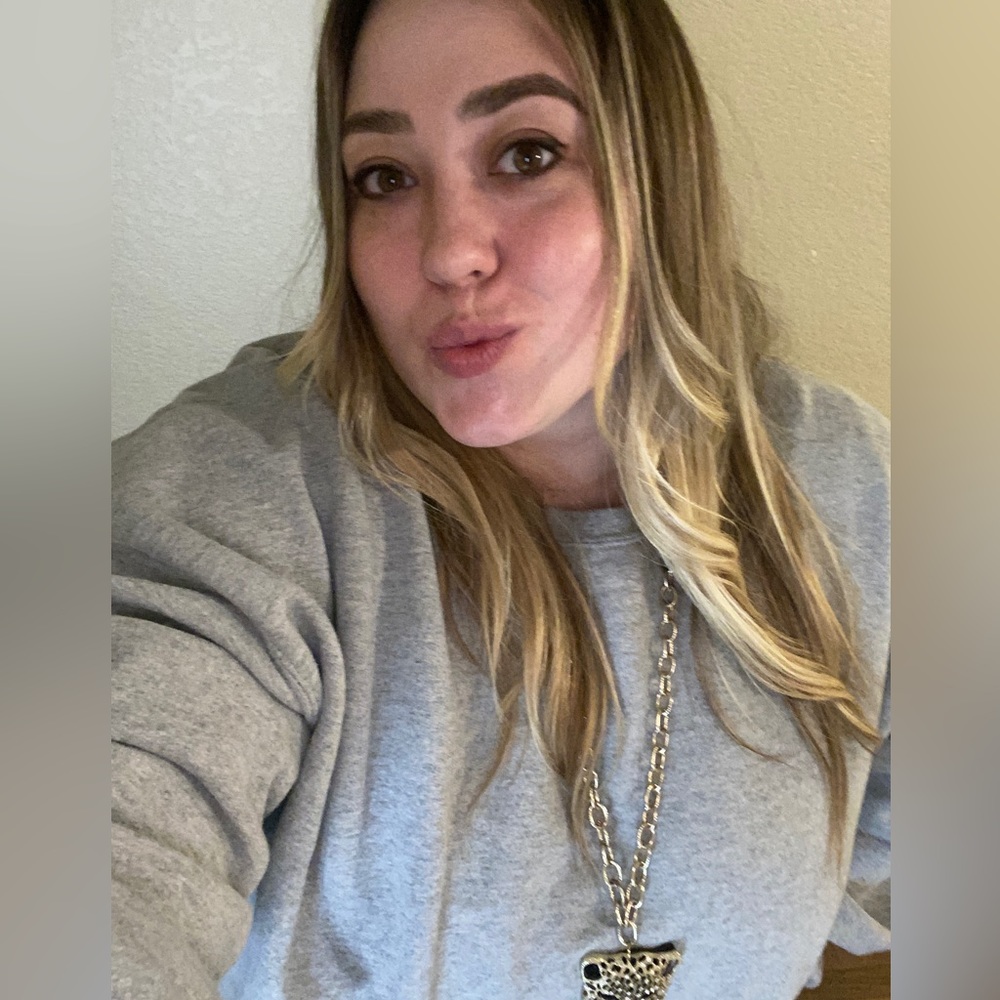 Meet your Posher, Dana